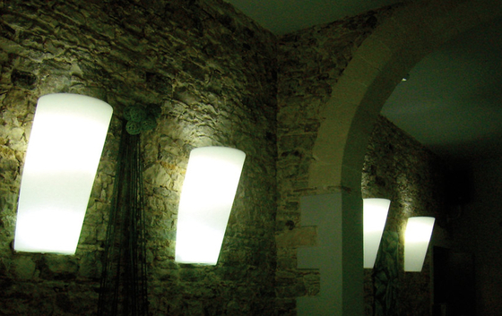 Pot Au Mur Light | Luminaires d'extérieur | Serralunga