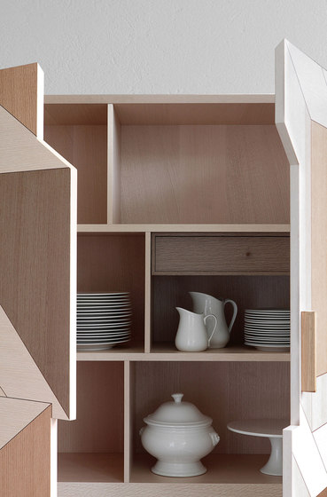 Inlay Cupboard | Cabinets | PORRO