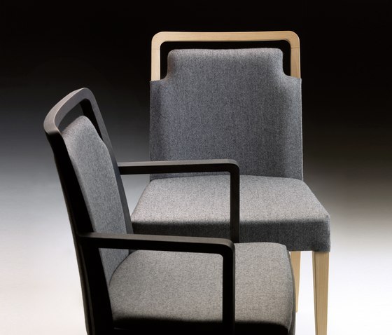 DAFNE SI | Chairs | Accento