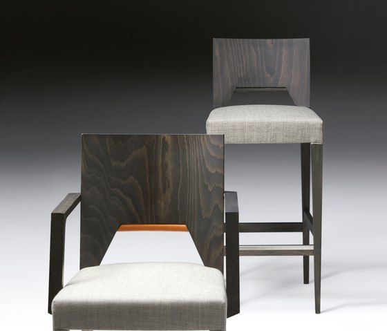 LEO SG | Bar stools | Accento