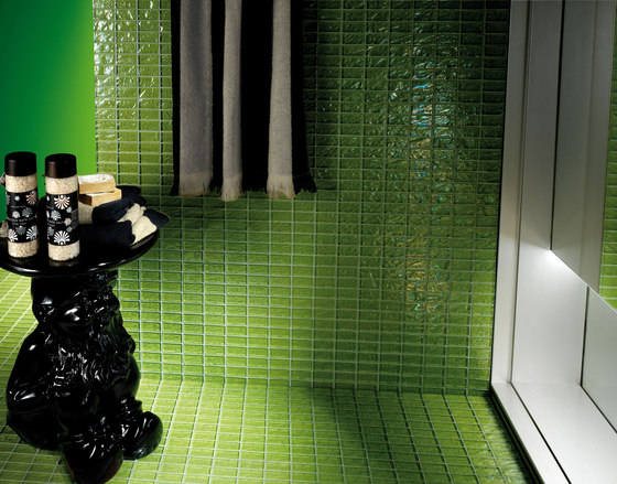 Onde 23x48 Antracite R | Glass mosaics | Mosaico+