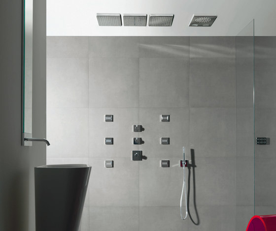 Showers Z94184 | Grifería para duchas | Zucchetti