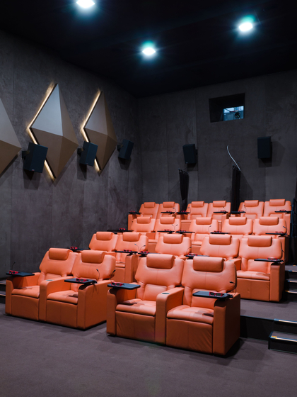 5400 Hollywood | Auditorium seating | FIGUERAS SEATING