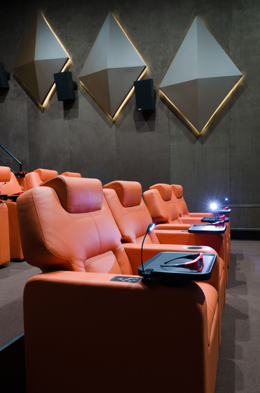 5400 Hollywood | Butacas auditorio | FIGUERAS SEATING