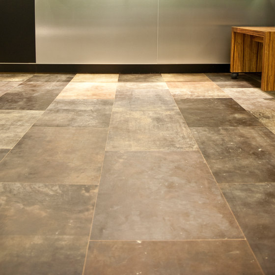 Tundra Clay | Leather tiles | Alphenberg Leather