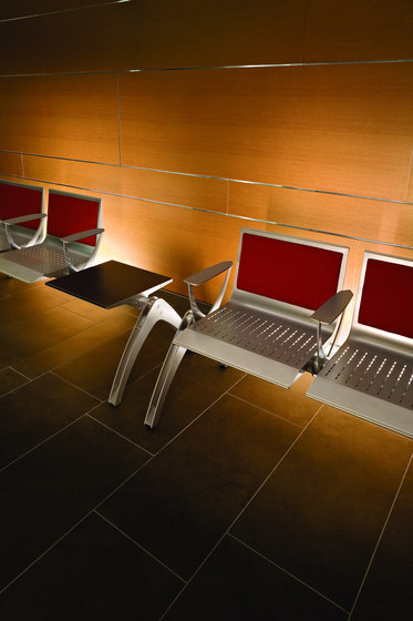 Terminal Sitzbank | Sitzbänke | ALMA Design