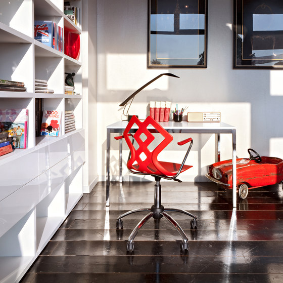 Zahira Bürostuhl | Stühle | ALMA Design