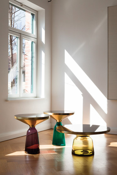 Bell Side Table brass-glass-grey | Tavolini alti | ClassiCon