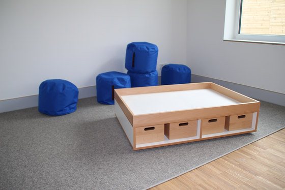 Book-Display | Kids storage furniture | De Breuyn