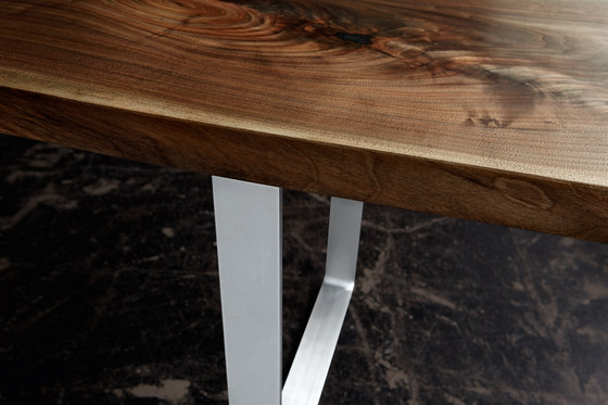 Sled | Dining tables | CondeHouse