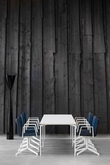 Archal X table | Mesas contract | Lammhults
