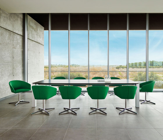 Brandy SO 2995 | Chairs | Andreu World