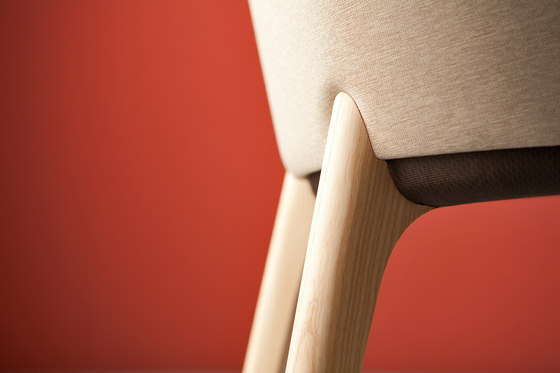 Bellevue 40 | Armchairs | Very Wood
