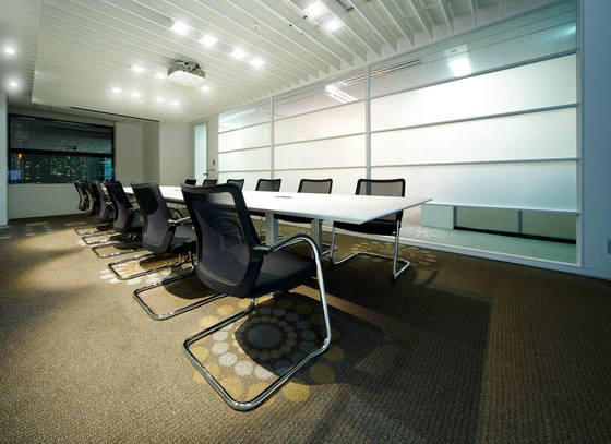 T1 meeting chair | Chairs | Okamura