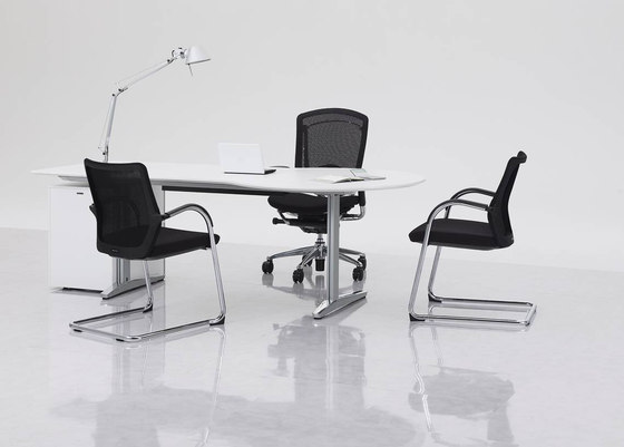 T1 meeting chair | Chairs | Okamura