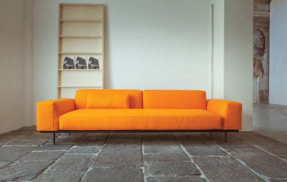 535 Sit Up Sofa | Sofás | Vibieffe