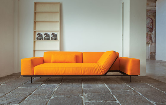 535 Sit Up Sofa | Sofás | Vibieffe