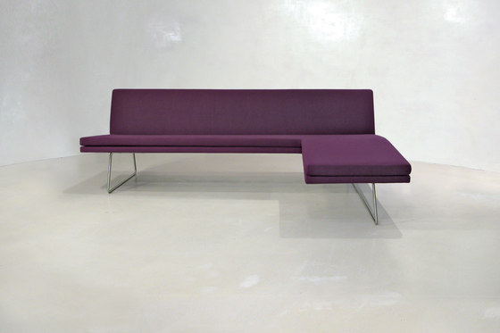 Slim Sofa | Sofas | PIURIC