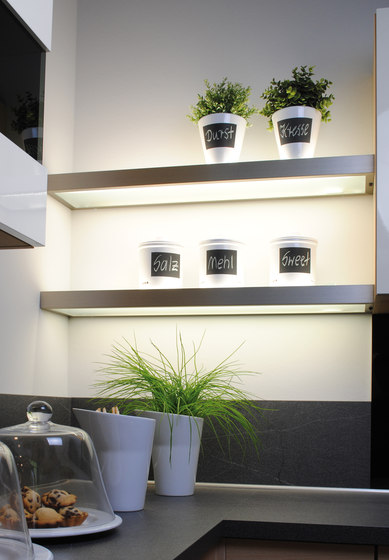 GS2 LED - Glass Shelf Luminaire with Switch | Estantería | Hera