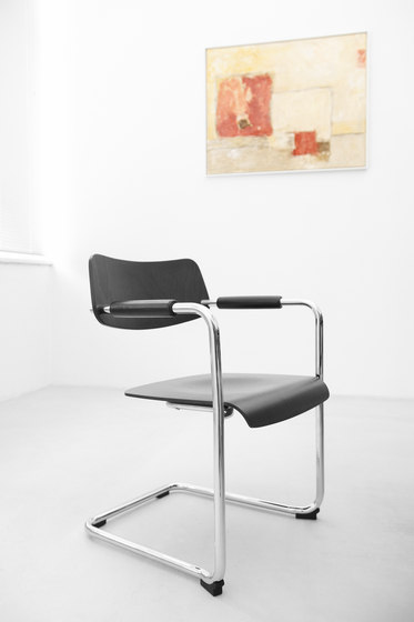MESAMI 3 | Chairs | LÖFFLER