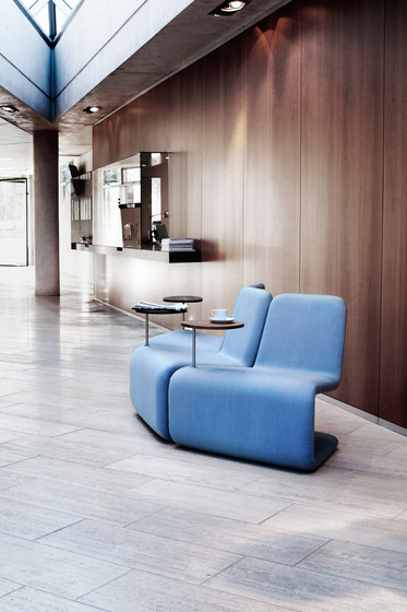 Urban Lounge table | Armchairs | Linde&Linde