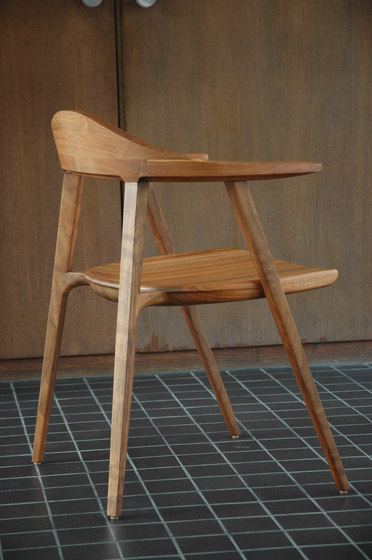 Mantis Side Chair | Chairs | BassamFellows
