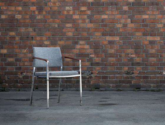 sign 2 chair | Sedie | Wiesner-Hager