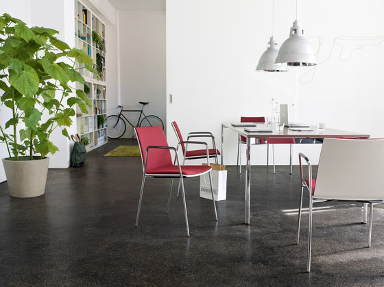 update_b Stacking chair | Sedie | Wiesner-Hager