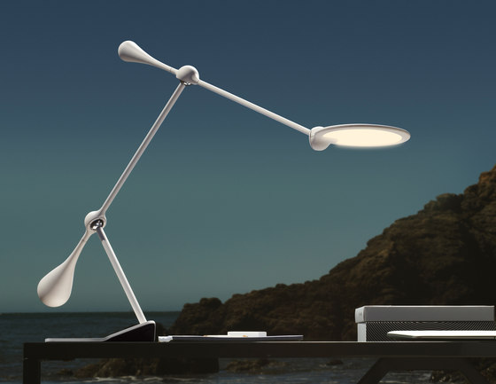 Trapeze LED Table Light Large | Lampade tavolo | Light&Contrast