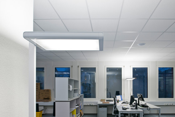 CAPA PLUS | Free-standing lights | Zumtobel Lighting