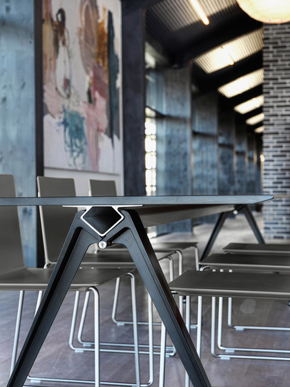 Dry bar low / high | Bar stools | Randers+Radius