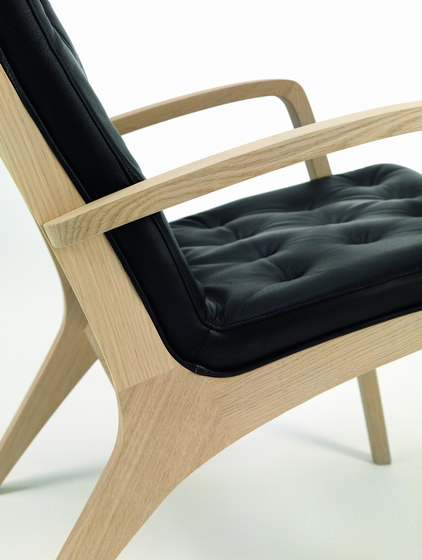 Ara 3 | Fauteuils | One Collection