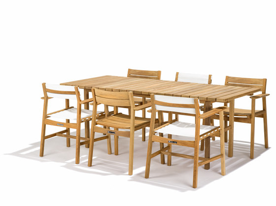 Djurö large dining table | Dining tables | Skargaarden