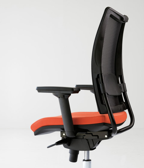 Thyme operative | Office chairs | Fantoni