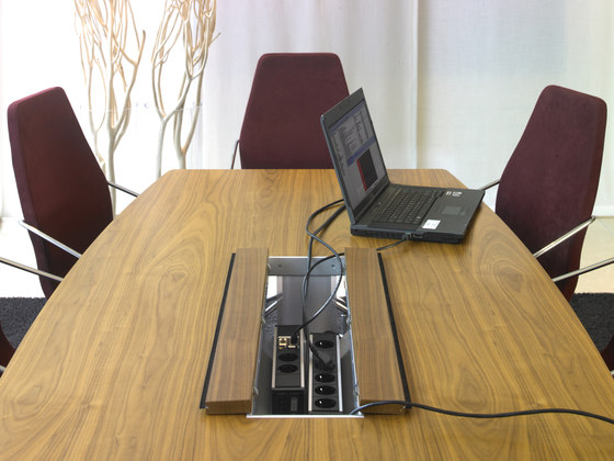 U-Dock SMALL | Table integrated systems | EVOline