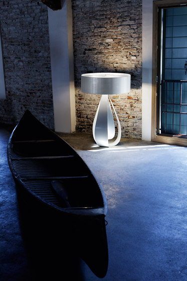 SUPERBA FLOOR LAMP | Lampade pavimento | ITALAMP