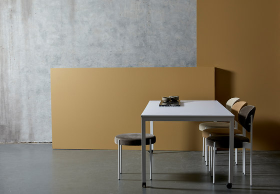 Panton Move Plywood | Table | Tables collectivités | Verpan