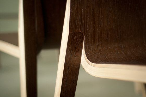 Flow chair | Sedie | Plycollection