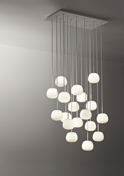 Mochi F07 A31 01 | Suspended lights | Fabbian