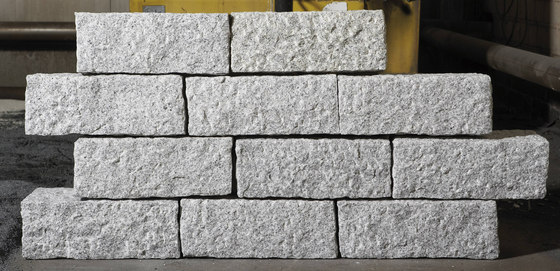 Artic Granit Mauersteine, gestockt | Pannelli frangivista | Metten