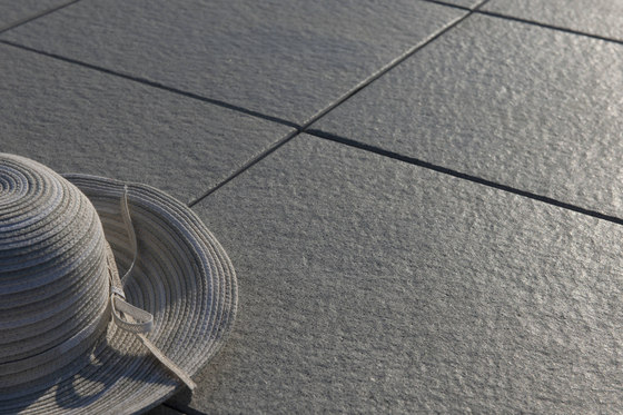 Soreno Shale grey | Concrete panels | Metten