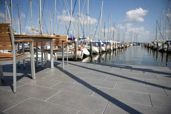 Soreno Granite bright | Panneaux de béton | Metten