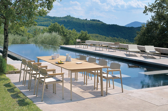 Shine 8 seats rectangular table | 251 | Mesas comedor | EMU Group