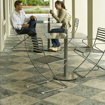 Parc Centre Chair with arms | Sedie | Landscape Forms
