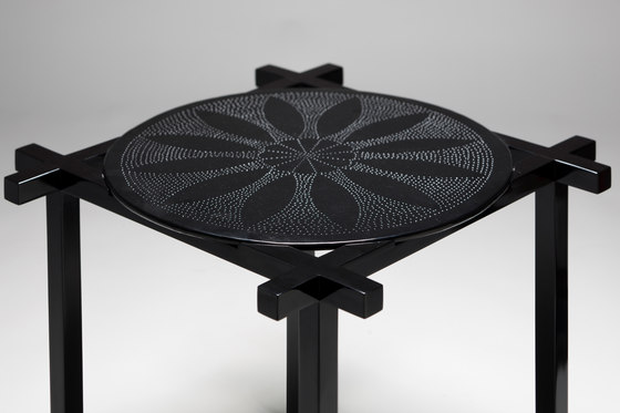 Round and Square side and centre table | Couchtische | Karen Chekerdjian