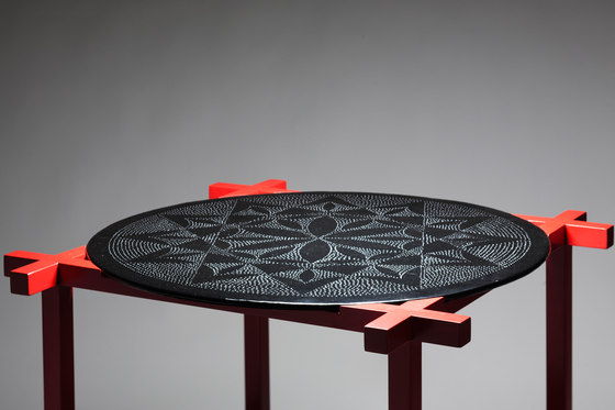 Round and Square side and centre table | Tables basses | Karen Chekerdjian