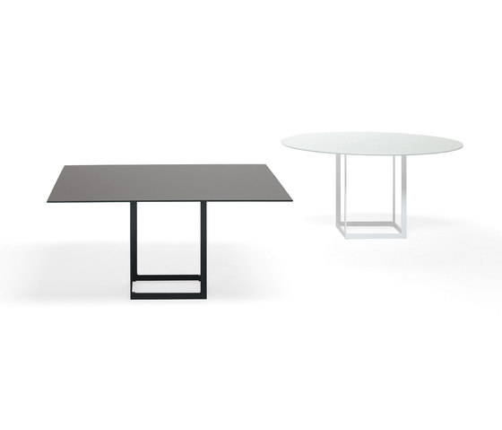 Leonardo Rett | Dining tables | YDF