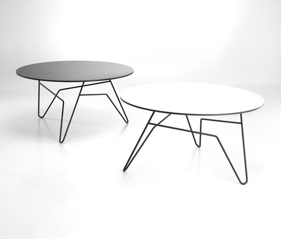 Twist Table | Tables d'appoint | 8000C