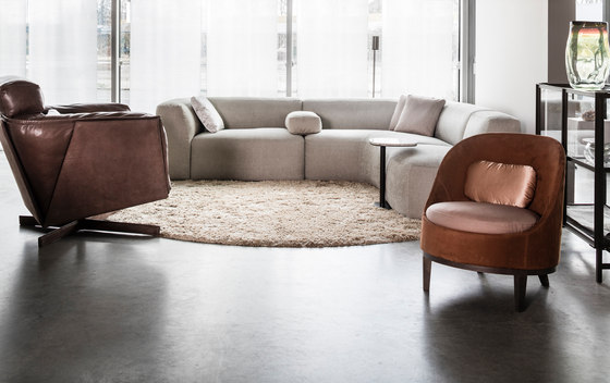 HEIT swivel chair & ottoman | Sessel | Piet Boon