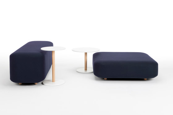 Common table low | Couchtische | viccarbe